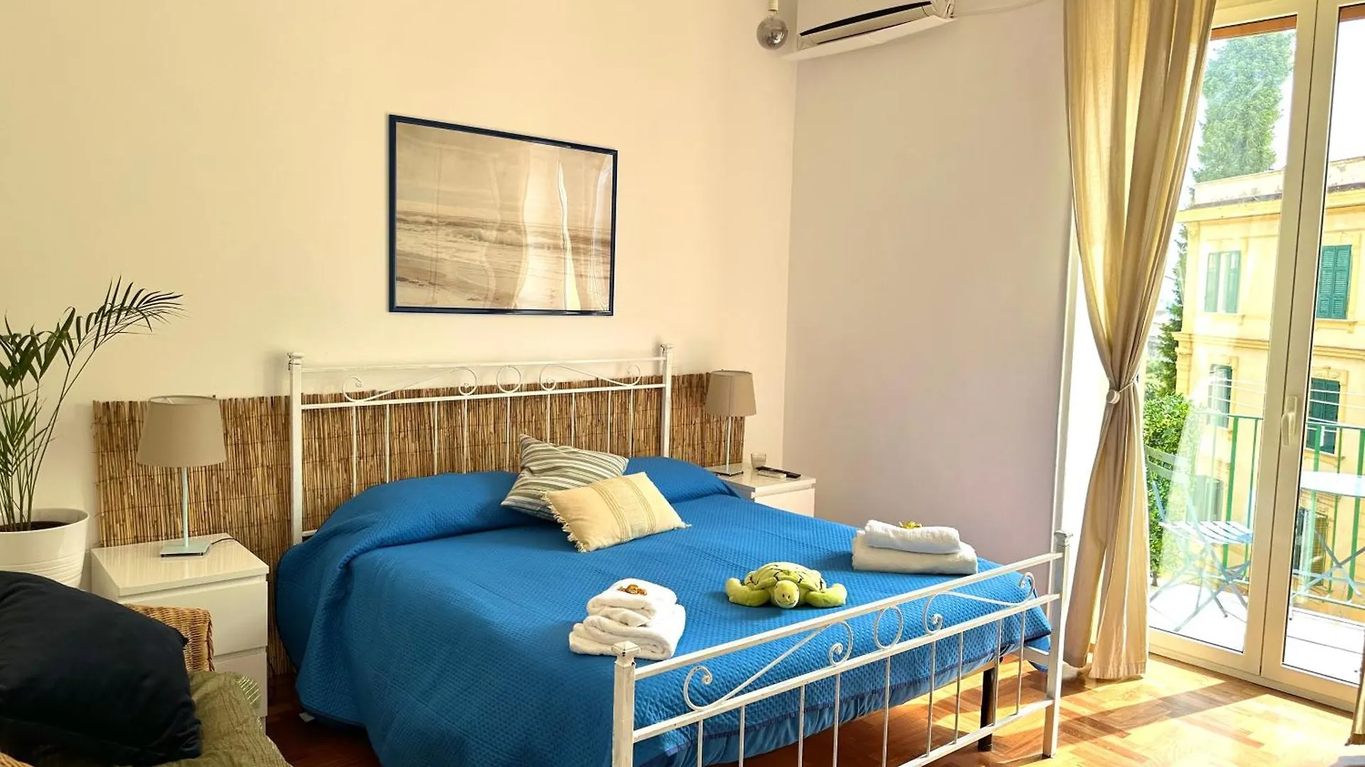 Materdei Apartments Naples 0*,  Italy
